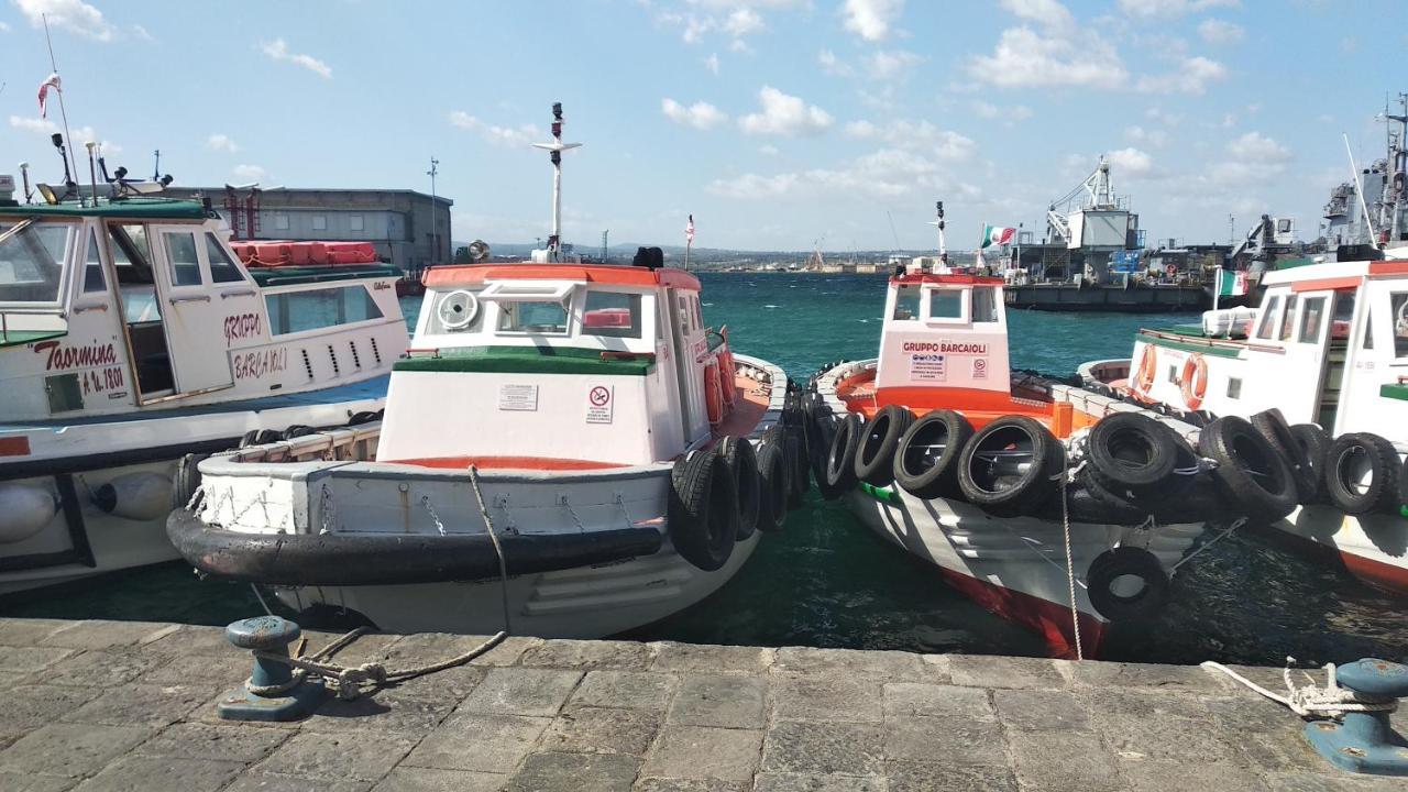 B&B Vecchia Darsena Аугуста Екстер'єр фото