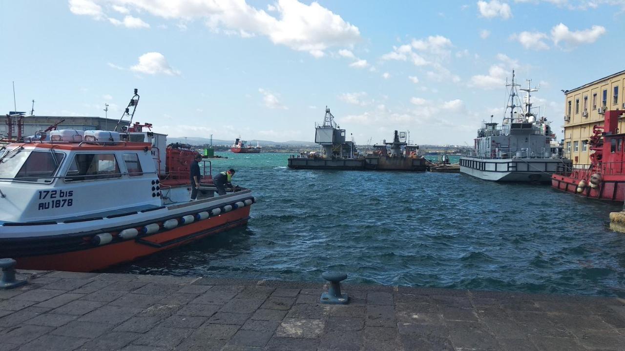 B&B Vecchia Darsena Аугуста Екстер'єр фото